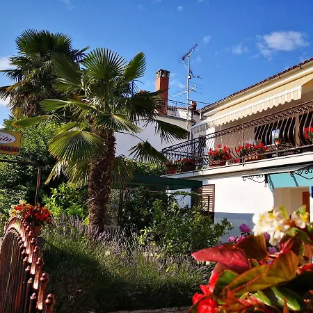 Rita Oliva Apartment